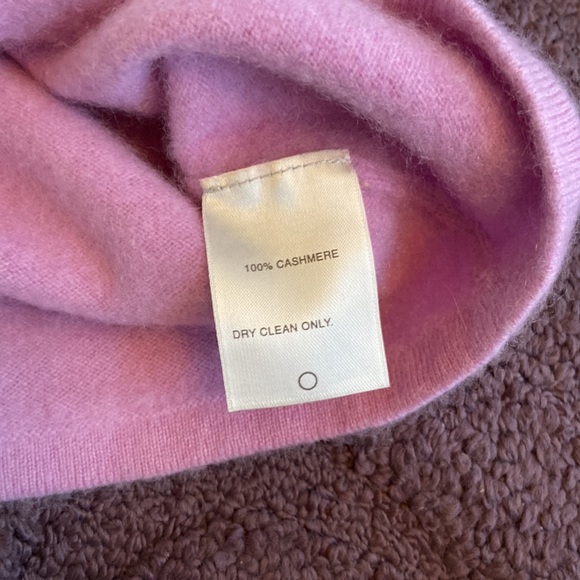 Classiques Entier Cashmere Sweater - Picture 7 of 8